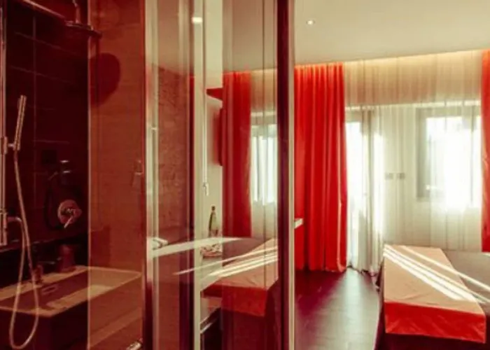 Ways Garden & Leisure Otel Roma