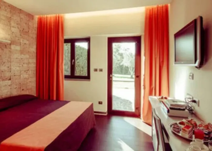 Ways Garden & Leisure Otel Roma