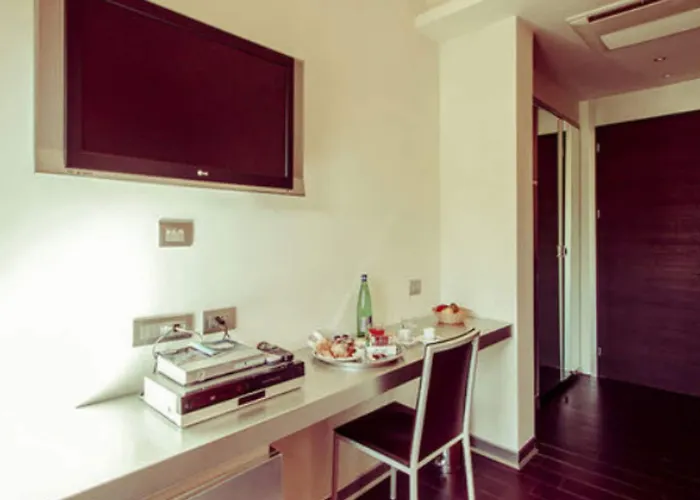 Ways Garden & Leisure 4*