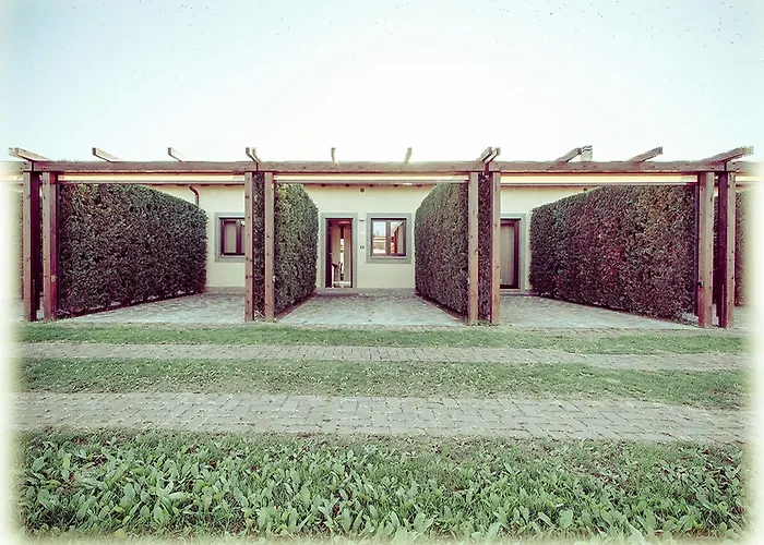 Ways Garden & Leisure Otel 4*