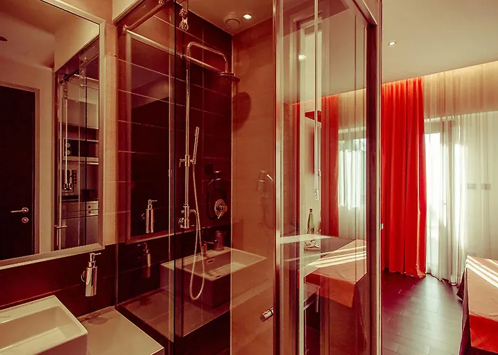 Otel Ways Garden & Leisure Roma